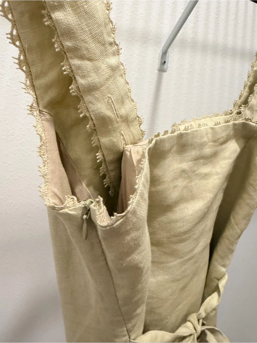 Reformation Pistachio Linen Button-Front Top - Picture 5 of 8